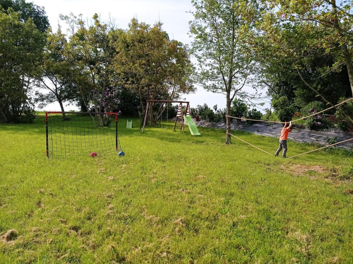 Gite Oust Au Lit Saint-Vincent-sur-Oust Exterior foto